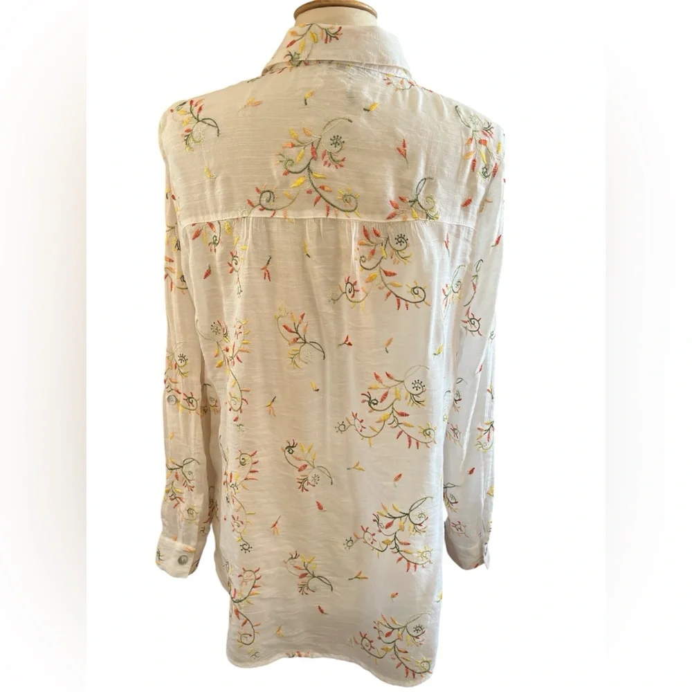 Figueroa & Flower Floral Embroidered Button Down Semi Sheer Shirt Size Large